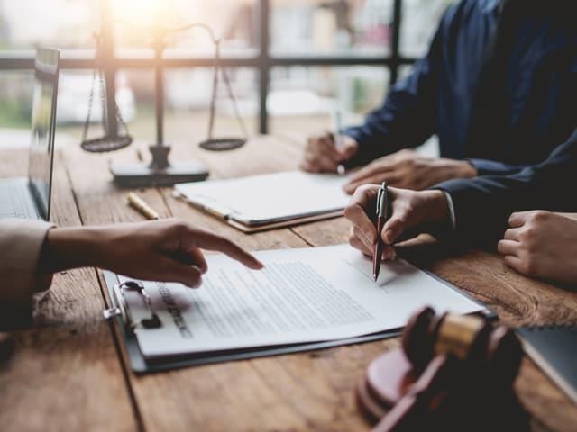 Somos su despacho de abogados en Ferrol